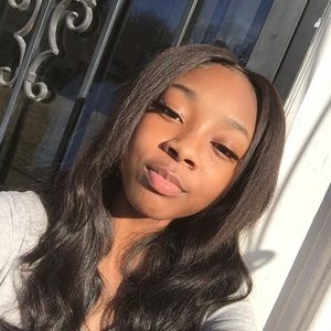 Meet your Posher, Bianca